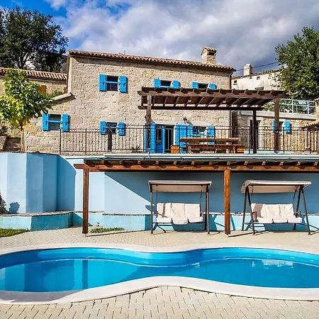 Villa Viera *